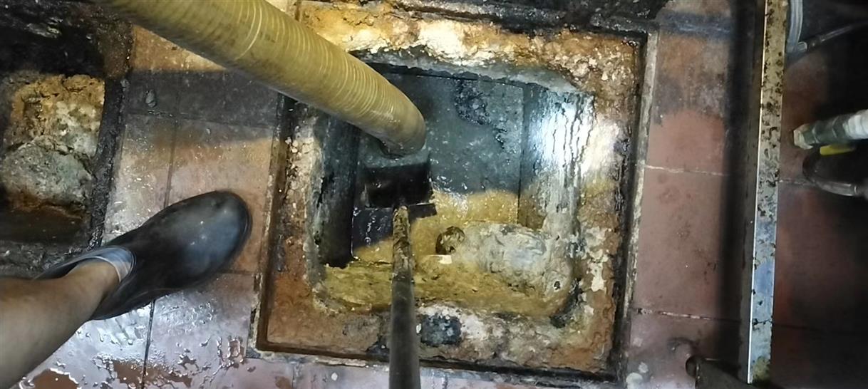 大安污水池清理一般都有毒气，怎么预防中毒呢？